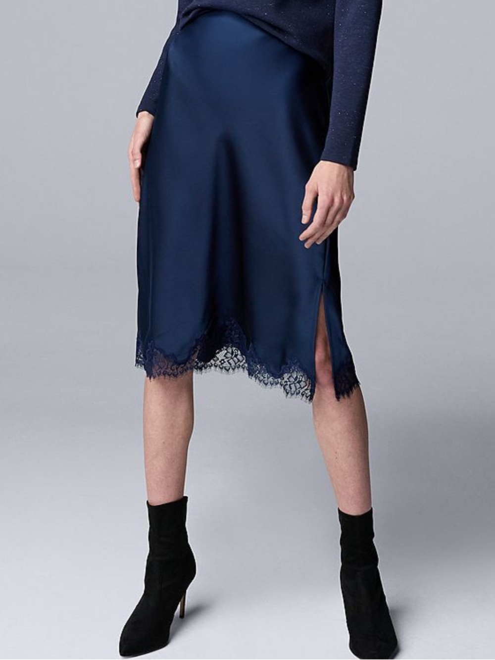 Simply Vera Vera Wang Navy Midi Skirt with Lace Hem